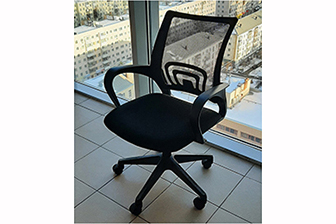 Кресла с сетчатой спинкой: лидеры комфорта и стиля в офисе