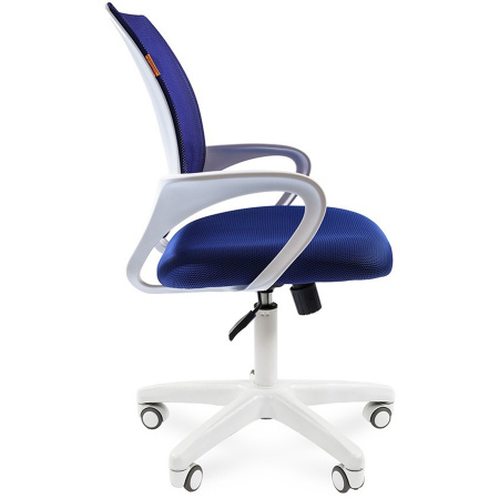 Офисное кресло CHAIRMAN 696 белый